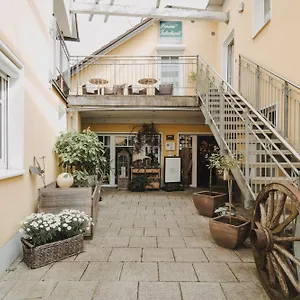 https://hotel-pension-futterknecht.com-bavaria.com